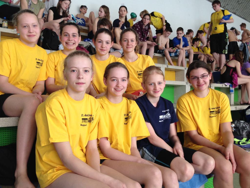 Mädchen in der schule kennenlernen